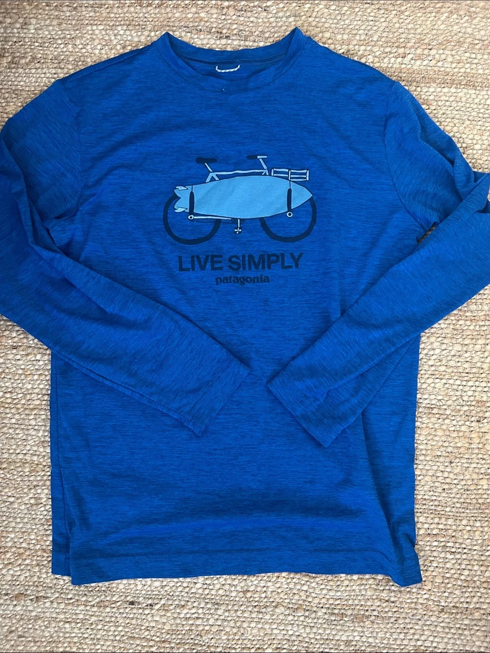 Patagonia big Kids Blue Long Sleeve 